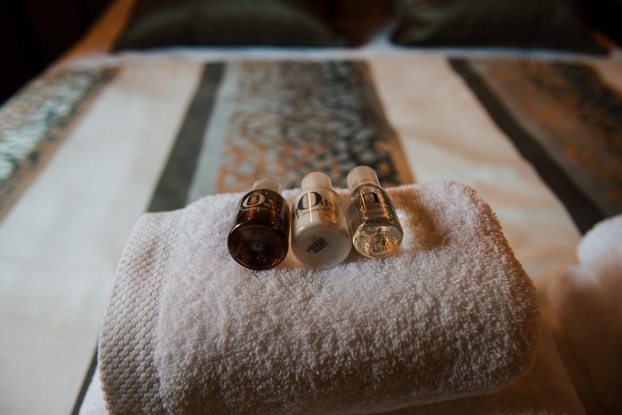 La Suite Romantique Avec Jacuzzi Au Coeur De Perpignan Exterior foto